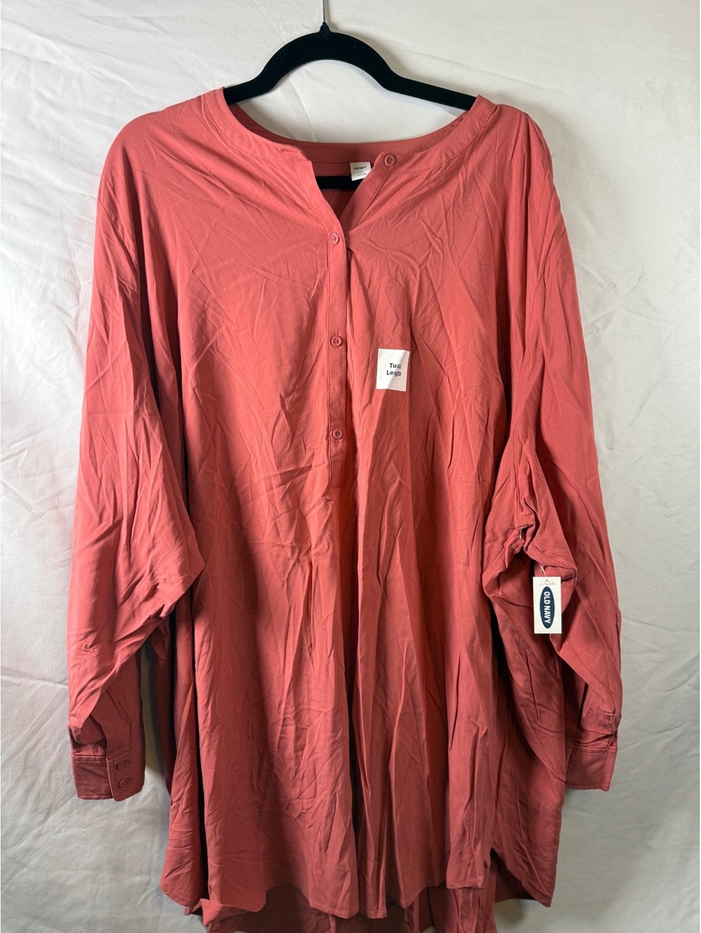 Old Navy Plus Size Tunic Length Button-Up Top in Coral